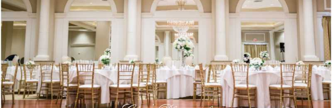 Le Pavillon Cover Image