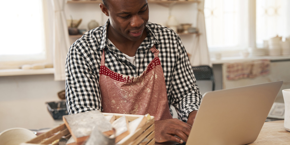 The Rise of Online Entrepreneurship: Navigating Digital Landscapes