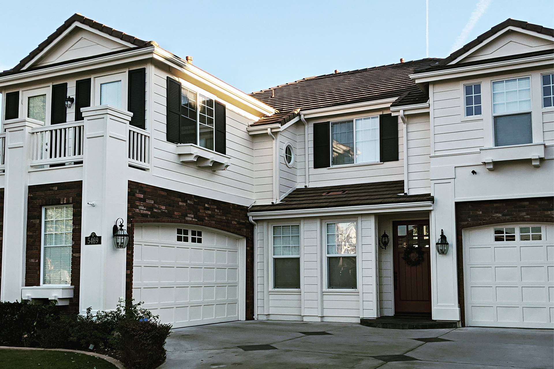 JCE Painting Exalts Home Maintenance through Professional Window Restoration and Wood Refinishing in San Diego