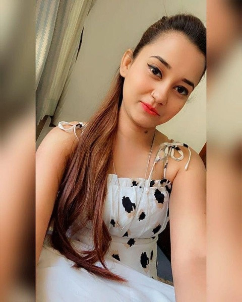 Anika Saxena Profile Picture