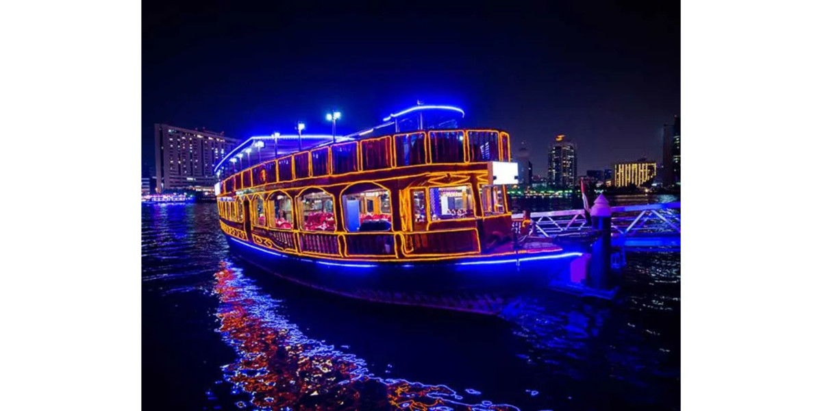Top Tips for Enjoying Your Dhow Cruise in Dubai