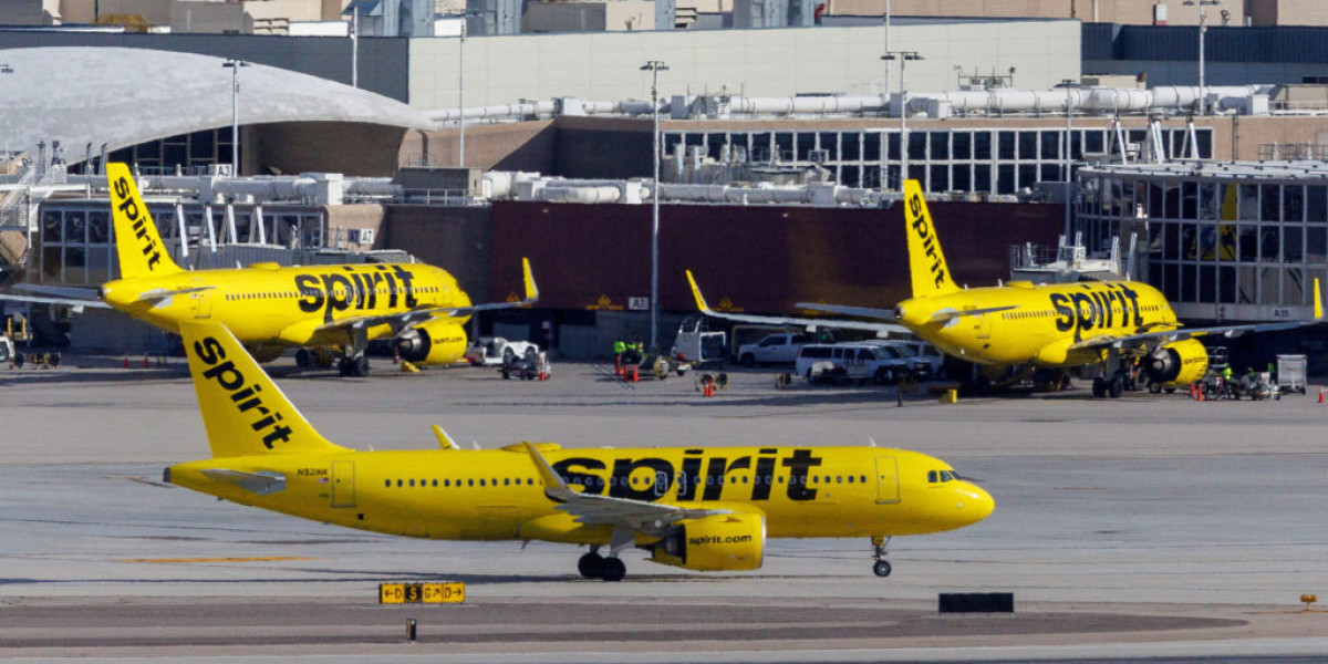 Spirit Airlines Business Class: Deals & Benefits