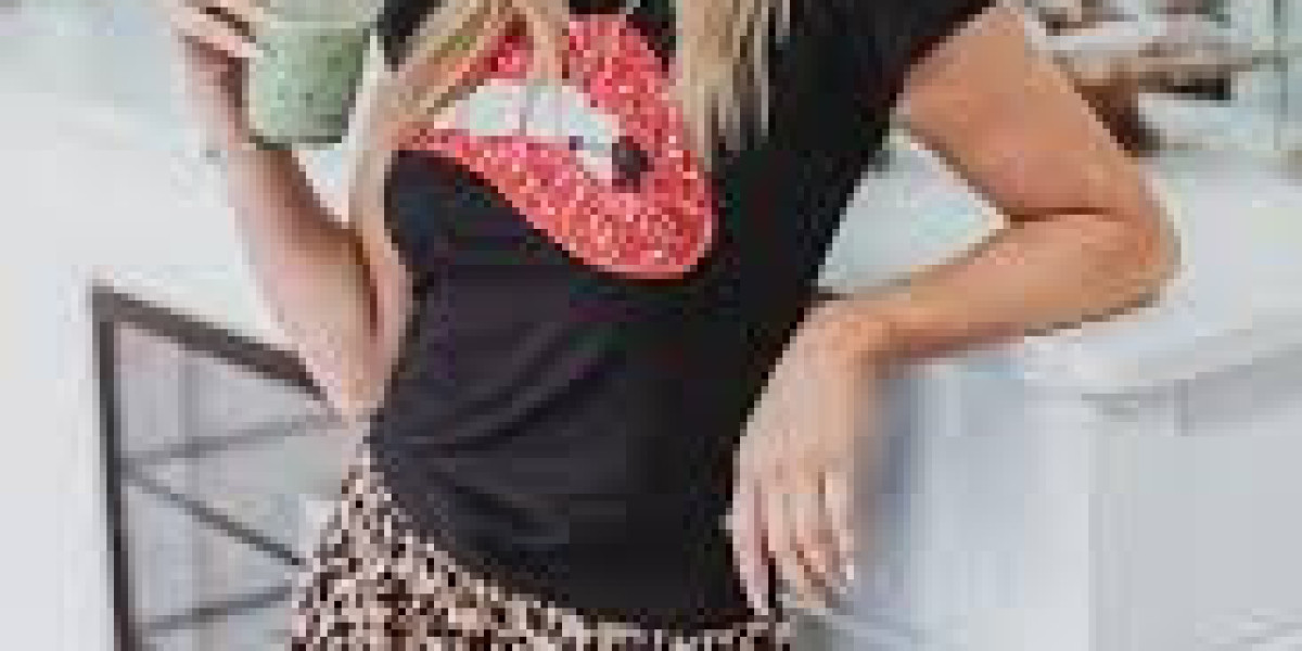 Accessorize Like a Queen: Must-Have Pieces for Every Woman