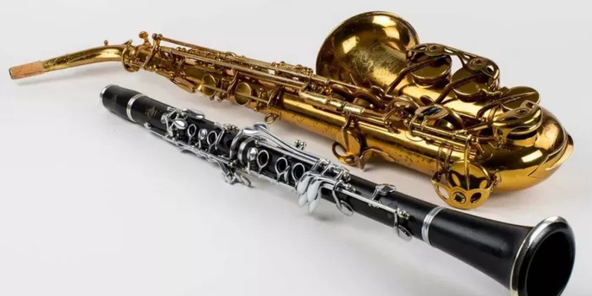 What Saxophone Looks Like a Clarinet: A Detailed Guide