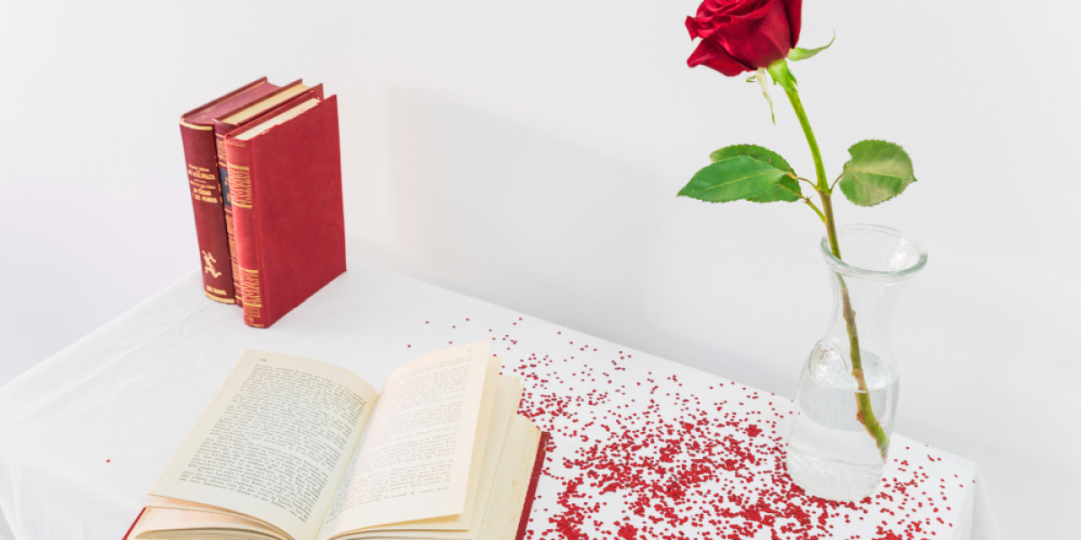 Romantic Novel in Urdu – Top 10 Must-Read Love Stories of All Time